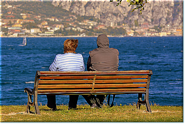 Rentner Rentner auf der Bank